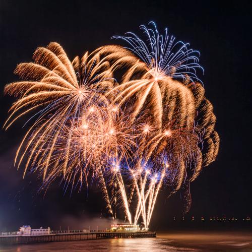 Gordon-Gentles Fireworks-at-Worthing-Pier