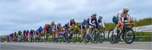 Stretching-Out-The-Pack Nigel-Tay